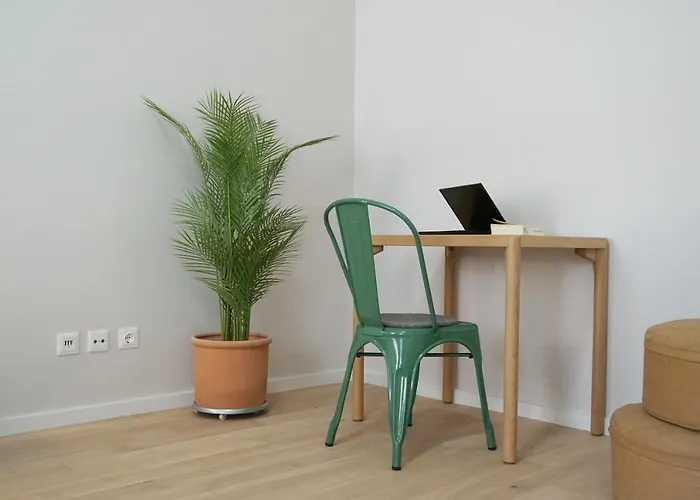 Large - Great For Groups - With Balcony Or Terrace Vienna