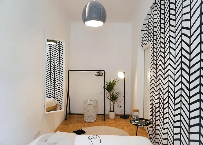Large - Great For Groups - With Balcony Or Terrace * Vienna