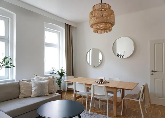 Apartment Large - Great For Groups - With Balcony Or Terrace