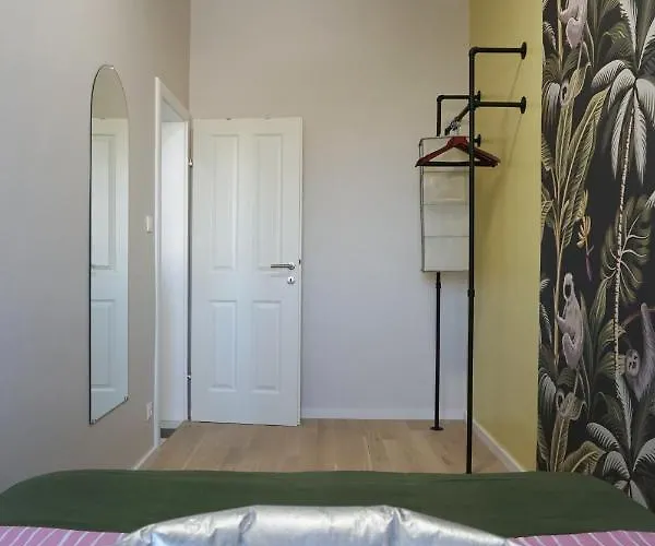 Apartment Large - Great For Groups - With Balcony Or Terrace Vienna