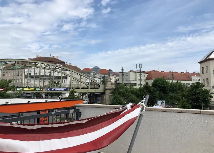 Apartment Large - Great For Groups - With Balcony Or Terrace