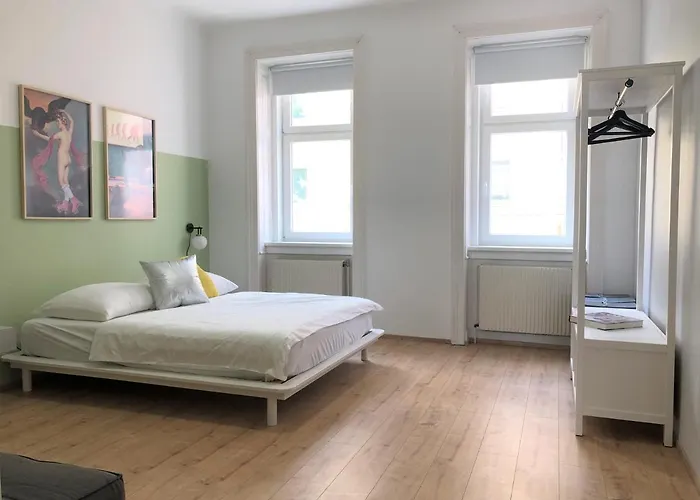 Large - Great For Groups - With Balcony Or Terrace Apartment Vienna