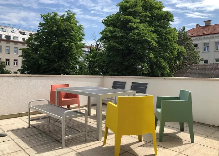 Apartment Large - Great For Groups - With Balcony Or Terrace Vienna