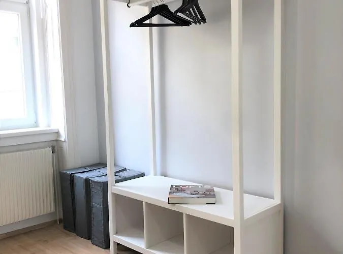 Apartment Large - Great For Groups - With Balcony Or Terrace *