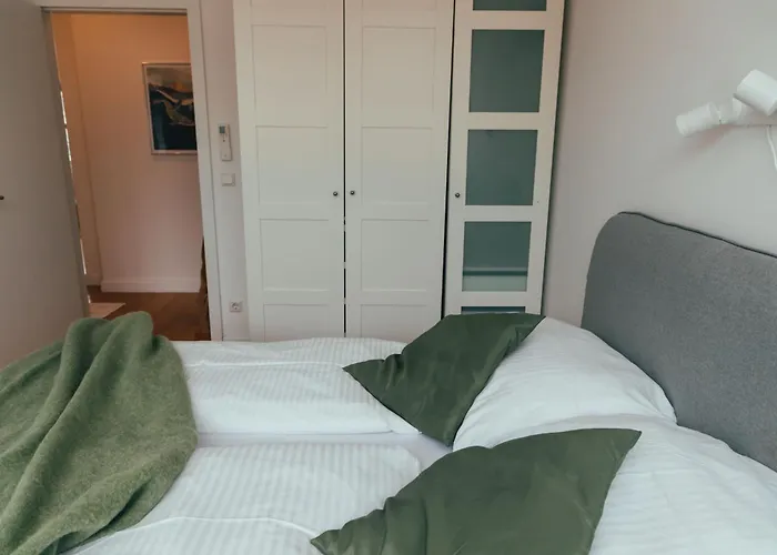 Apartment Large - Great For Groups - With Balcony Or Terrace