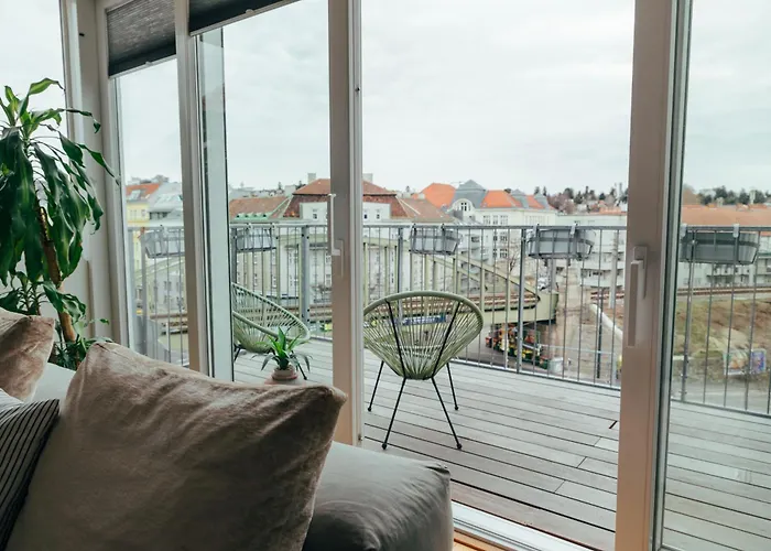 Apartment Large - Great For Groups - With Balcony Or Terrace *